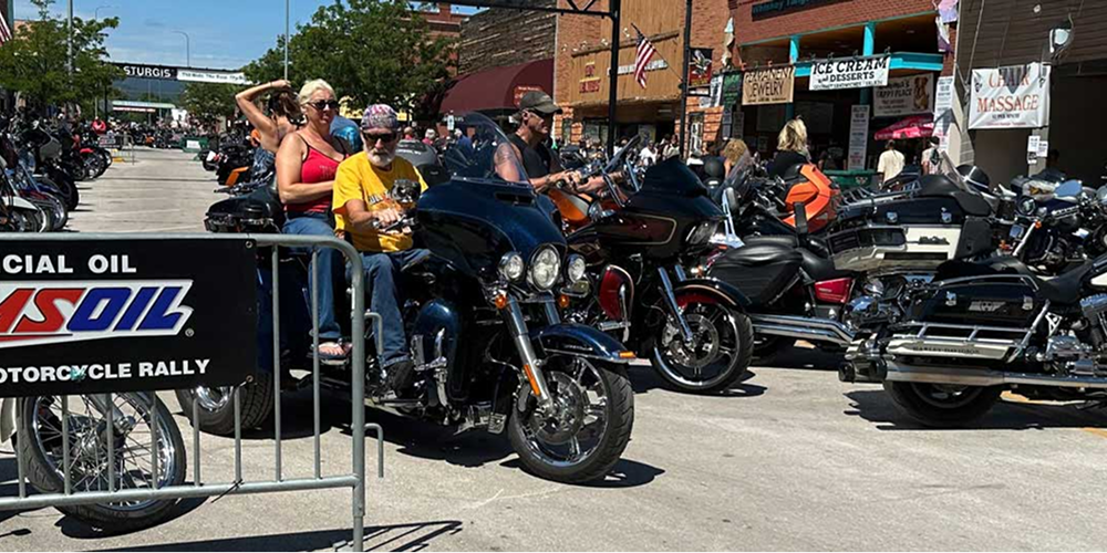 Shop AMSOIL V-Twin Motorcycle products